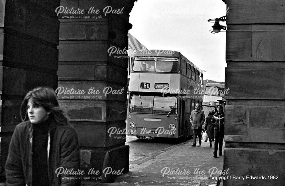 Market Place Guildhall ex London Transport DMS 250