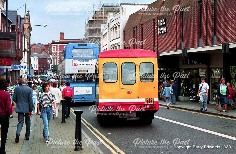 St Peter's Street Midland Red North Freight Rover Sherpa 80