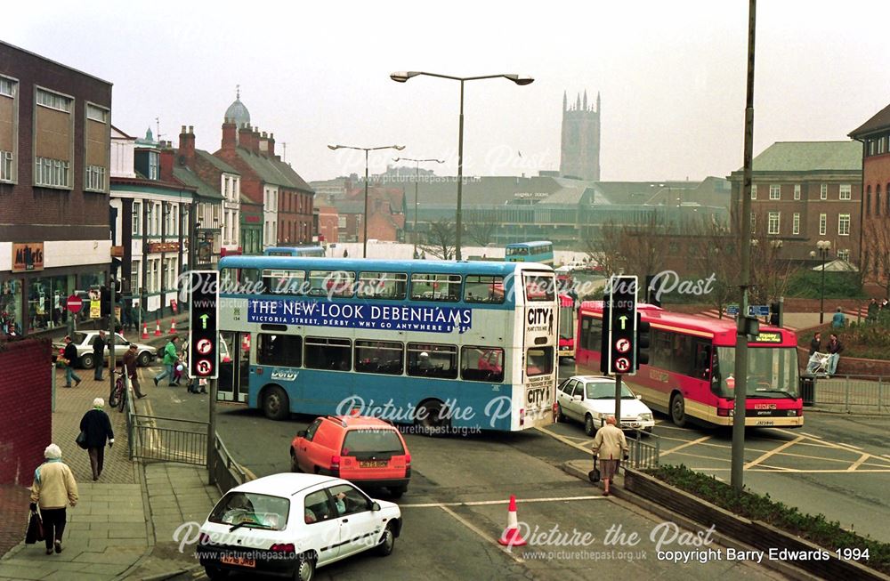 Morledge general street scene including Citybus 134