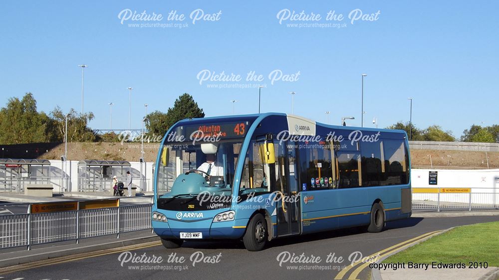 Arriva Optare Solo 2922, Bus Station slip road, Derby