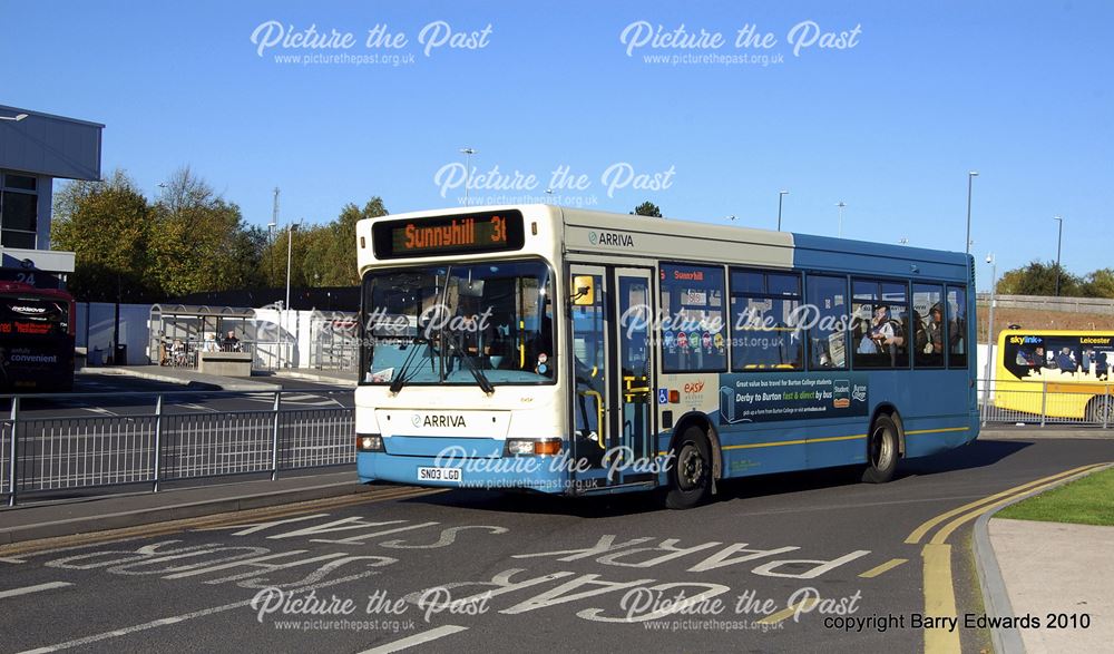 Arriva Dennis Dart 2210, Bus Station slip road, Derby