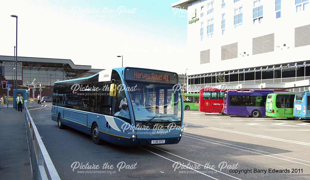 Arriva Mercedes Benz Optare Versa 2947, Bus Station, Derby