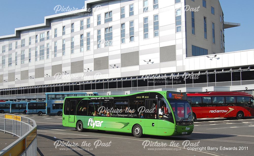 Trentbarton Optare Versa 806, Bus Station, Derby