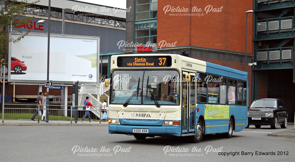 Arriva Dennis Dart MPD 2285, Traffic Street, Derby