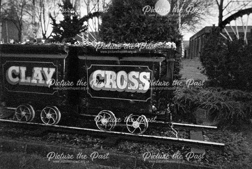 Coal Trucks, Clay cross